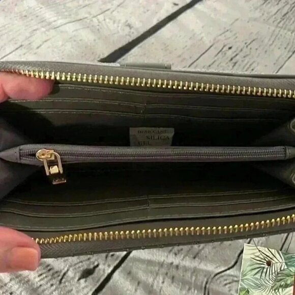 Badgley Mischka Wristlet Wallet Grey Cell Phone Pocket Clutch New with Tag - Picture 5 of 6